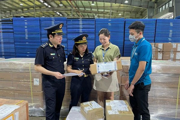 Dịch Vụ Xuất Nhập Khẩu Thuê Ngoài Cho Doanh Nghiệp Sản Xuất