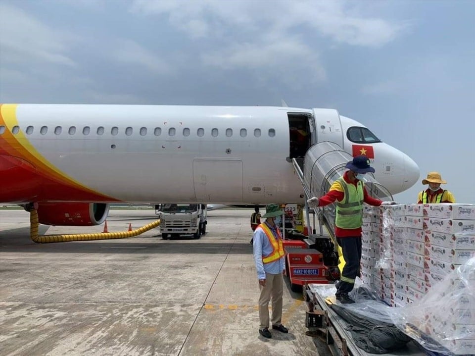 Dịch Vụ Nhập Khẩu Hàng Mỹ Về Việt Nam Trọn Gói Bằng Đường Air