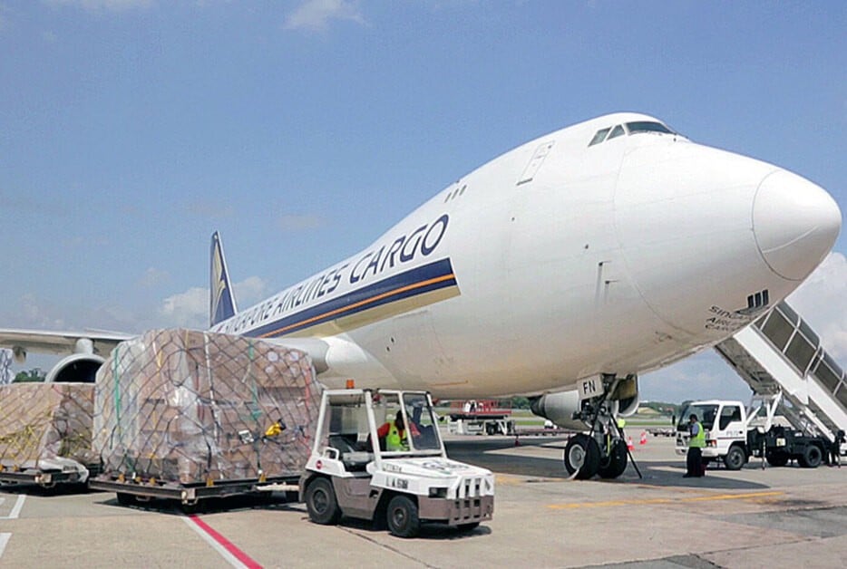 Nhập Khẩu Hàng Mỹ Về Việt Nam Bằng Đường Air – EXW