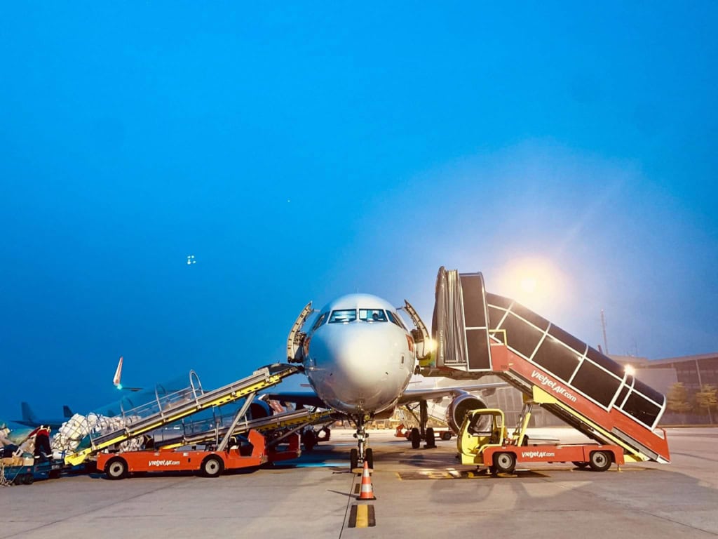 dịch vụ gửi hàng hóa bằng máy bay đi quốc tế (2)