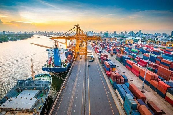Xuất Nhập Khẩu Tại Chỗ Tại Cảng Cát Lái